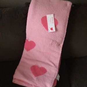 Bella Lux Heart Valentines Throw Blanket